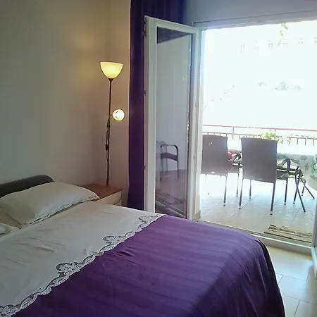 863c Apartman