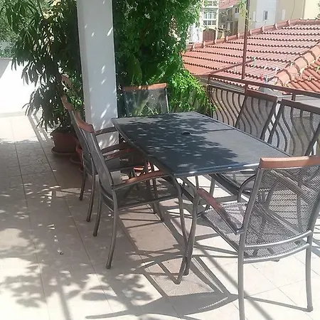 863c Apartman *